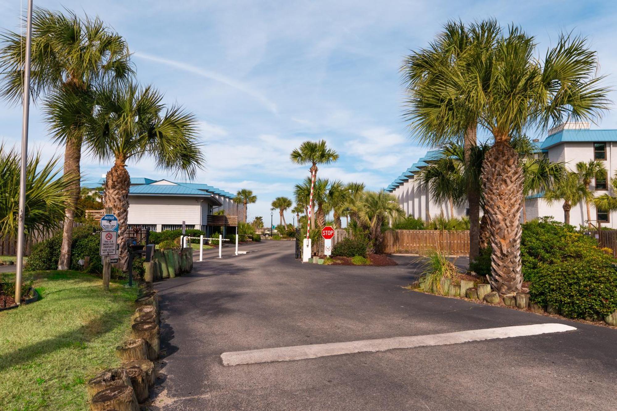 Private Balcony - Beach - Pool And Pickleball Tybee Island Exterior foto